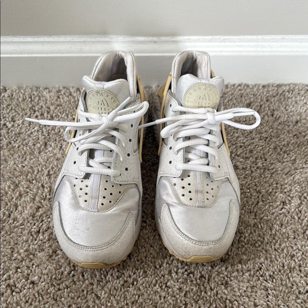 Nike Air Huarache Women's Athletic Shoes - White and Silver